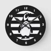 Zwarte en witte pinguïn en stripes ronde klok (Voorkant)