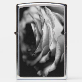 Zwarte en Witte Roos Zippo Aansteker