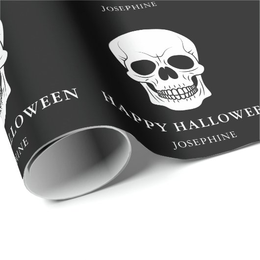 Zwarte en witte schedels Happy Halloween Custom Na Cadeaupapier (Rol Hoek)