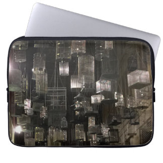 Zwarte en witte vogelkooien laptop sleeve