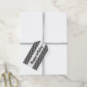 Zwarte en witte Zigzag Happy Birthday op maat Cadeaulabel (Met Touw)