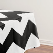 Zwarte en witte zigzag Patroon, Chevron, Roze Tafelkleed (Voorbeeld)