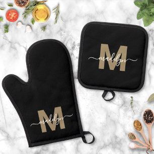 Zwarte Goud Moderne Naam Monogram Ovenwant & Pannenlap Set