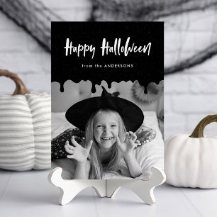 Zwarte Halloween-fotokaart met druipend bloed