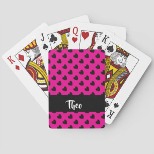 Zwarte harten in roze pokerkaarten