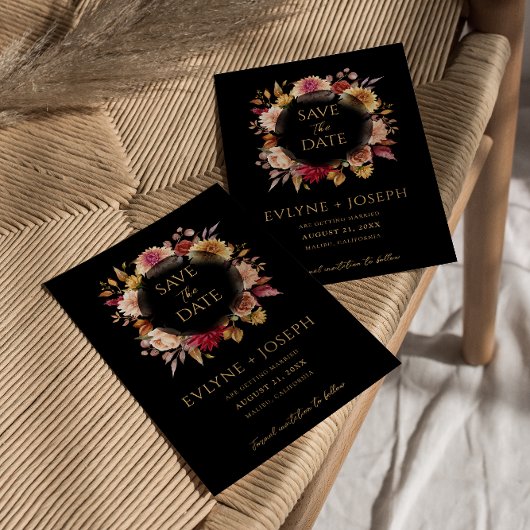 Zwarte Herfst Floral Modern Dark Boho Bruiloft Save The Date