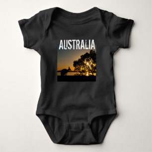 Zwarte kangoeroe bij zonsondergang in Australië Romper