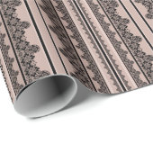 Zwarte kant, openwerk, bruine achtergrond, beige, cadeaupapier (Rol Hoek)