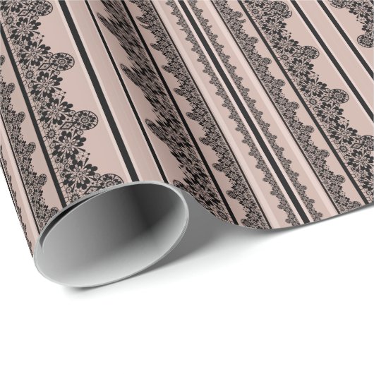 Zwarte kant, openwerk, bruine achtergrond, beige, cadeaupapier (Rol Hoek)