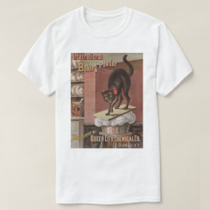 Zwarte kat in de keuken, onbekende kunstenaar t-shirt