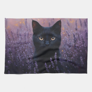 Zwarte kat in een lavendelveld illustratie theedoek