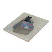 Zwarte kat in garen tegeltje (Zijkant)