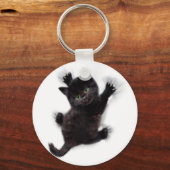 Zwarte kat klimmen op menselijke rug sleutelhanger (Voorkant)
