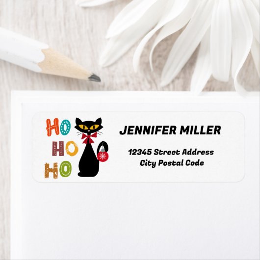 Zwarte kat met Ho Ho Ho-tekstontwerp Etiket (Insitu)