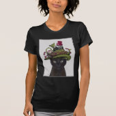 Zwarte kat met theepot en kippen t-shirt (Voorkant)