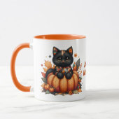 Zwarte kat op pompoen met herfst quilt patroon mok (Links)