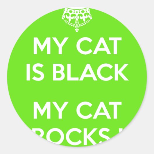 Zwarte kat rotsen ronde sticker (Voorkant)