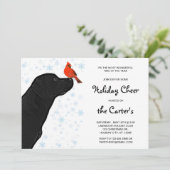 Zwarte kerstkardinaal met lab - Cute Labrador Dog Kaart (Staand voorkant)