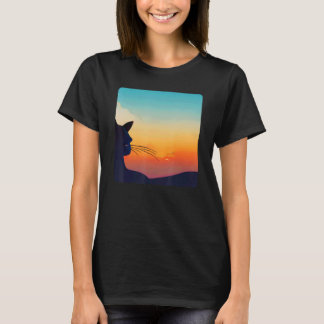 Zwarte Kitten Kijkt Naar De Kleurrijke Zonsonderga T-shirt