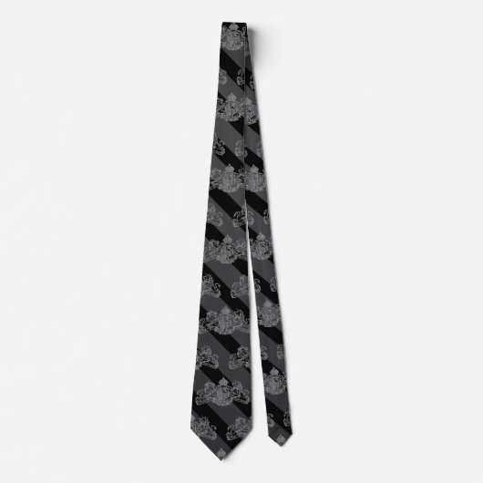Zwarte koolstof Tuxedo Stripe Silver Emblem Stropdas (Voorkant)