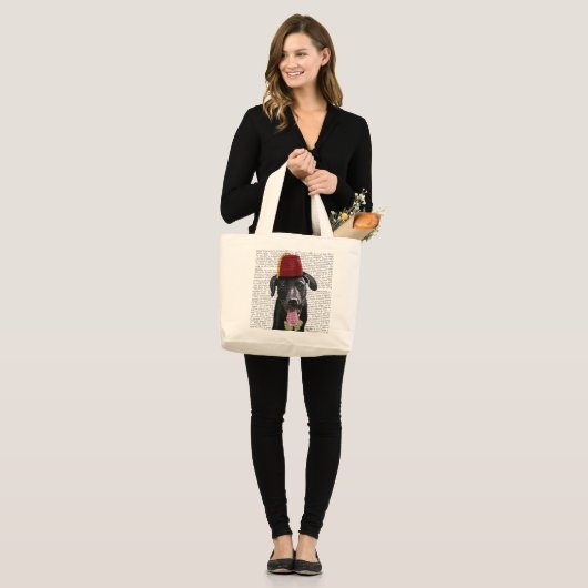 Zwarte labrador met fez grote tote bag (Voorkant (model))