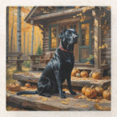 Zwarte Labrador Retriever Log Cabin Herfst Glazen Onderzetter (Voorkant)