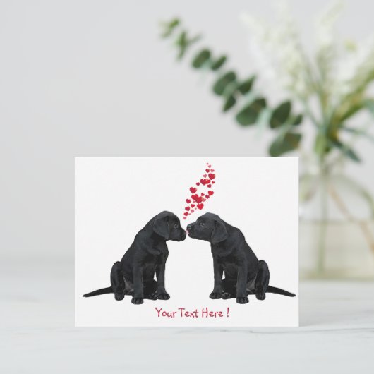 Zwarte Labrador - Valentijn Puppy Kusjes Feestdagenkaart (Staand voorkant)