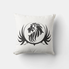 Zwarte leeuwen hoofd op wit kussen