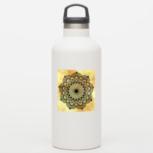 Zwarte Mandala op zachte gouden achtergrond Sticker
