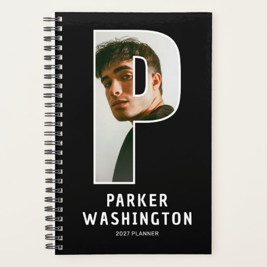 Zwarte Monogram Beginletter 'P' Foto Planner (Voorkant)