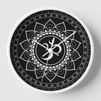 Zwarte Om Mandala