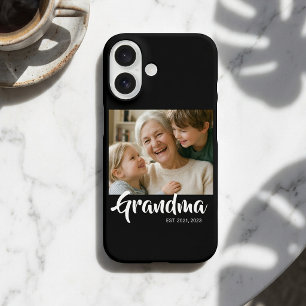 Zwarte Oma Opgerichte Script Foto iPhone 16 Hoesje