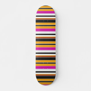 Zwarte oranje strepen leuk skateboard