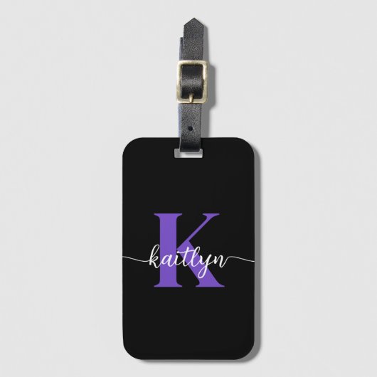 Zwarte Paarse Script Monogram Bagagelabel (Voorkant (verticaal))