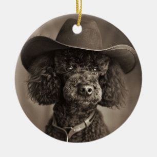 Zwarte poedel gekleed als een cowboy Halloween kos Keramisch Ornament