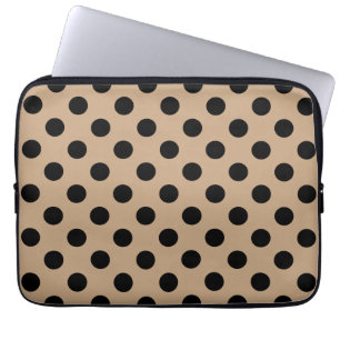Zwarte polka-punten op beige laptop sleeve