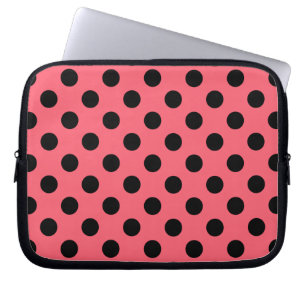 Zwarte polka-punten op koraal laptop sleeve