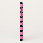 Zwarte polka-stippen op roze Case-Mate iPhone case (Achterkant/links)