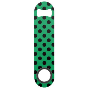 Zwarte polka-stippen op vers groen speed flessenopener