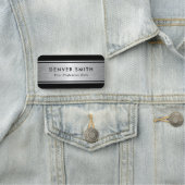 Zwarte randen zilvergrijze gradiëntnaam en titel naamplaatje (In situ)