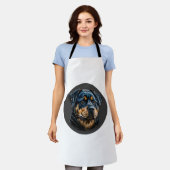 Zwarte rottweiler schort (Gedragen)