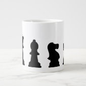 Zwarte schaakstukken op wit extra grote beker (Voorkant)