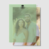 Zwarte Schedel groene vellum papieren Vellum Uitnodigingen (Offset (Koppel))