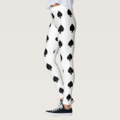 zwarte schoppen op wit leggings (Links)