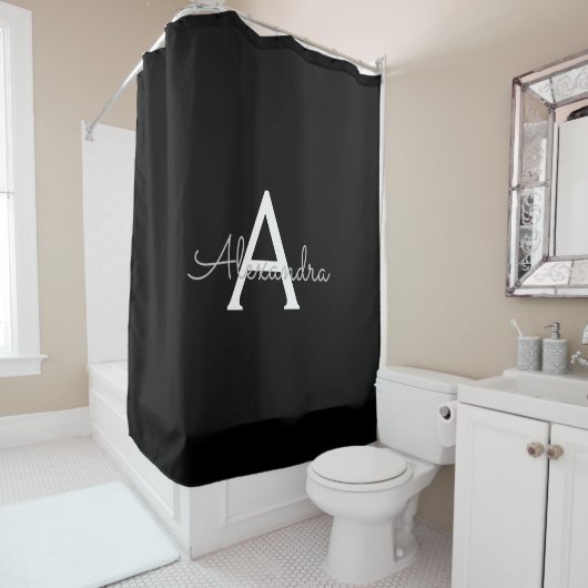 Zwarte Silver Modern Script Girly Monogram Naam Douchegordijn (In situ)