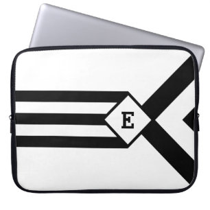 Zwarte Strepen en Chevrons met Monogram op Wit Laptop Sleeve