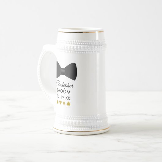 Zwarte Stropdas Groom Naam Poker Night Beer Stein Bierpul (Voorkant links)