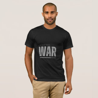 Zwarte t-shirt met halve mouwen en ontwerp