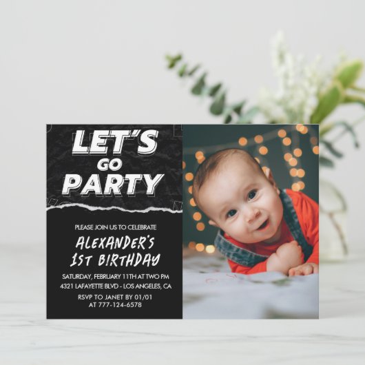 Zwarte uitnodigingen voor 1e verjaardag Jongen Fot (Staand voorkant)