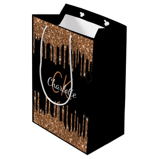 Zwarte verjaardags luxe monogram met gouden glitte medium cadeauzakje (Achterkant Gekanteld)